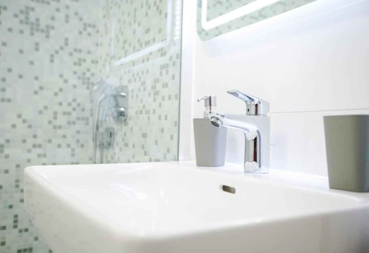 Lions Luxury Rooms Сплит Экстерьер фото