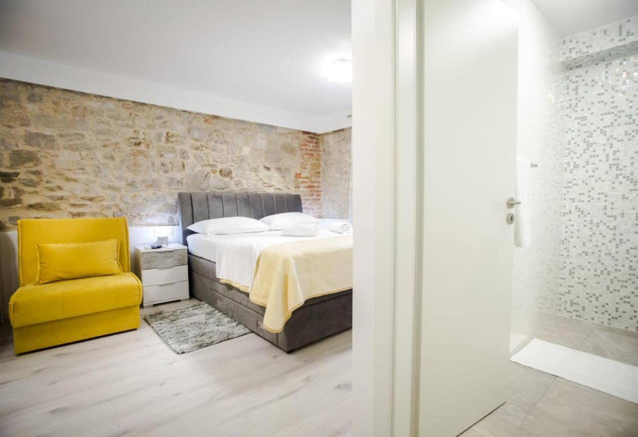 Lions Luxury Rooms Сплит Экстерьер фото